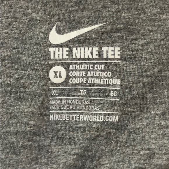 Women’s Nike Tee - Picture 2 of 3